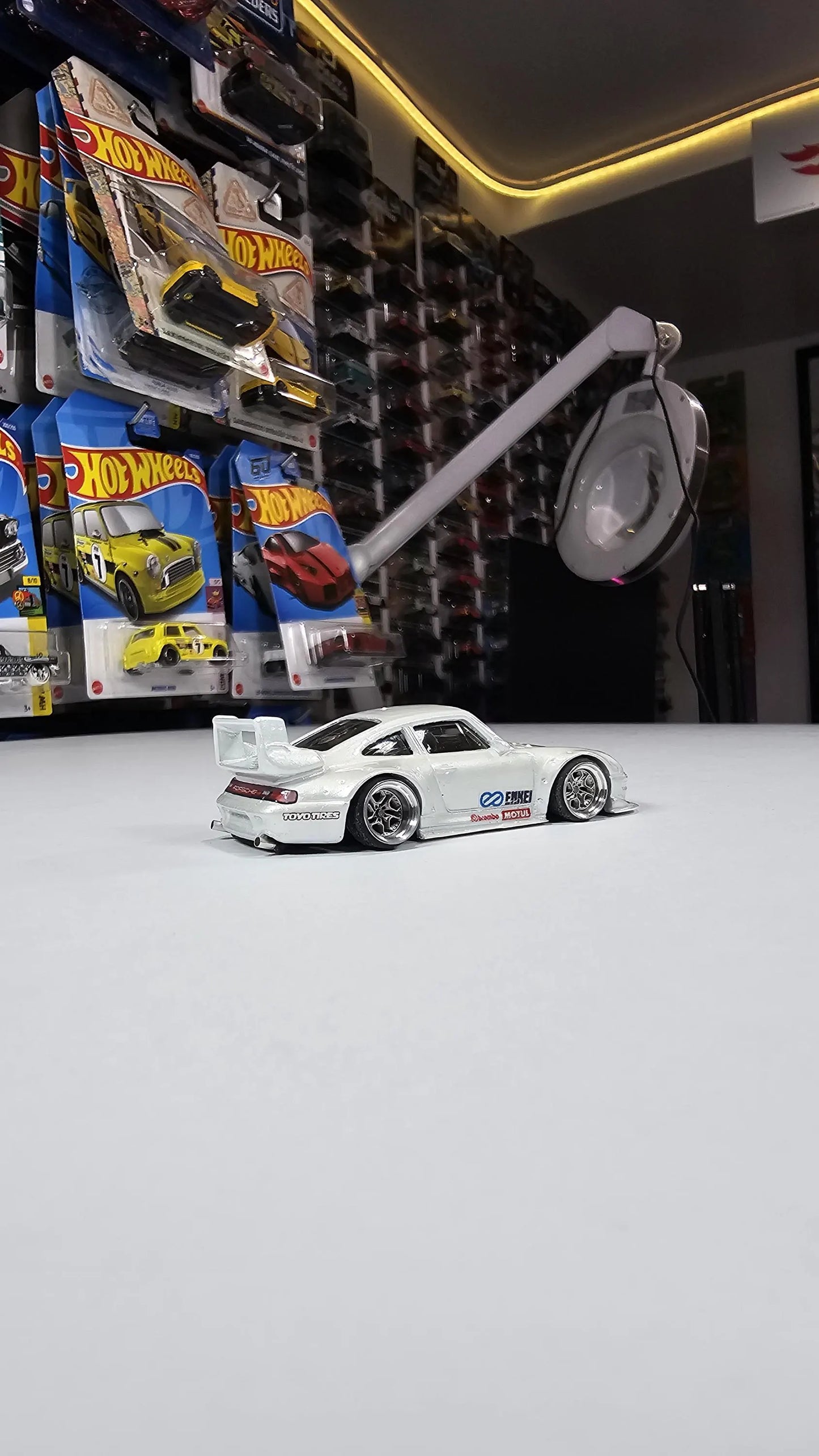 Custom Hotwheels Porsche 993 GT2