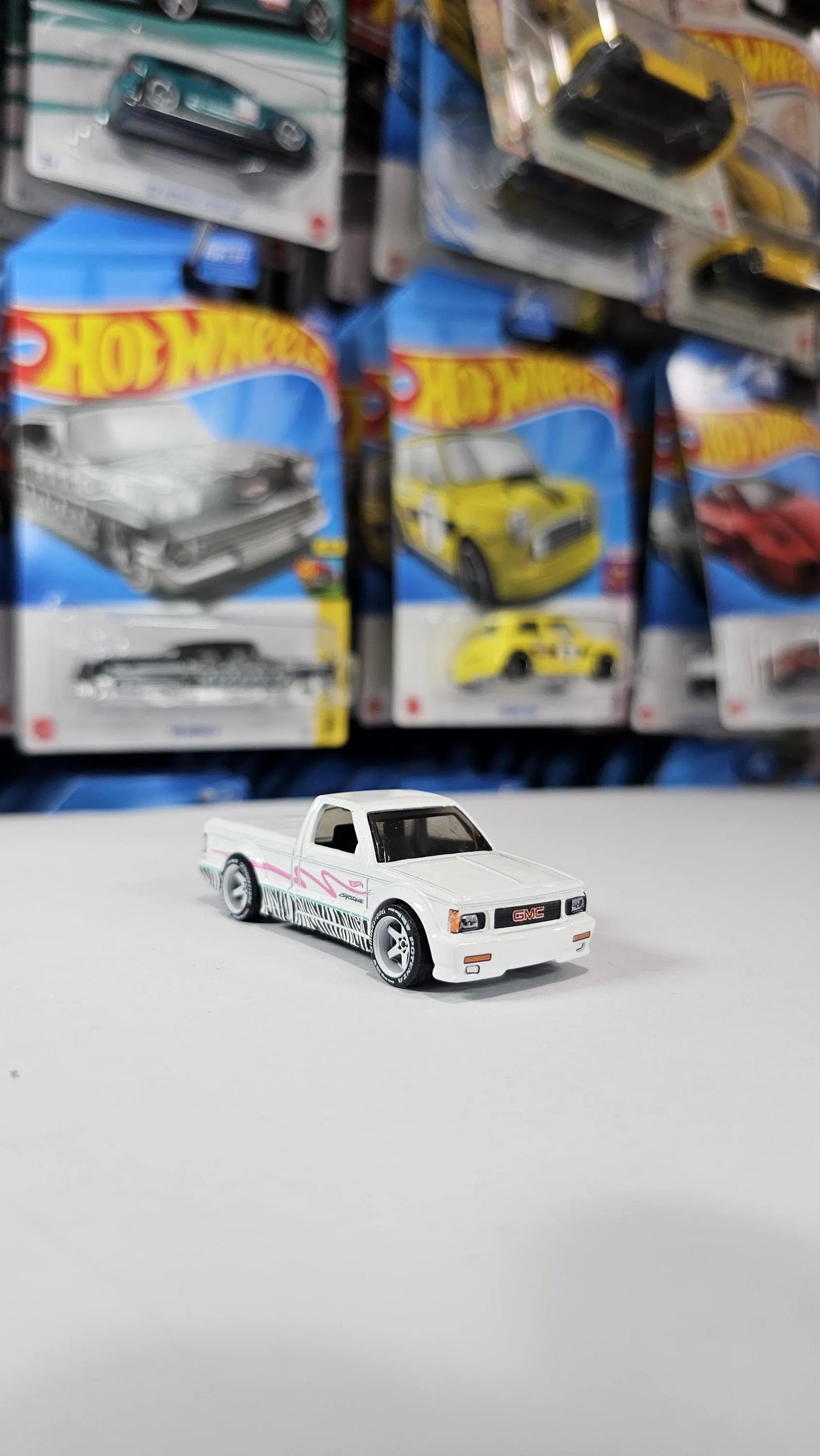 Custom Hotwheels 91' GMC Cyclone