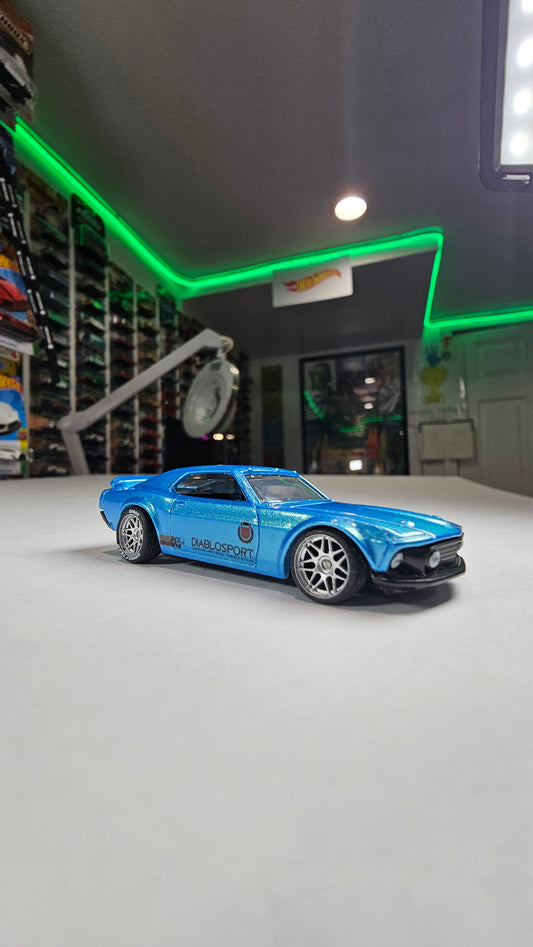 Custom Hotwheels Ford 69 Mustang Boss 302