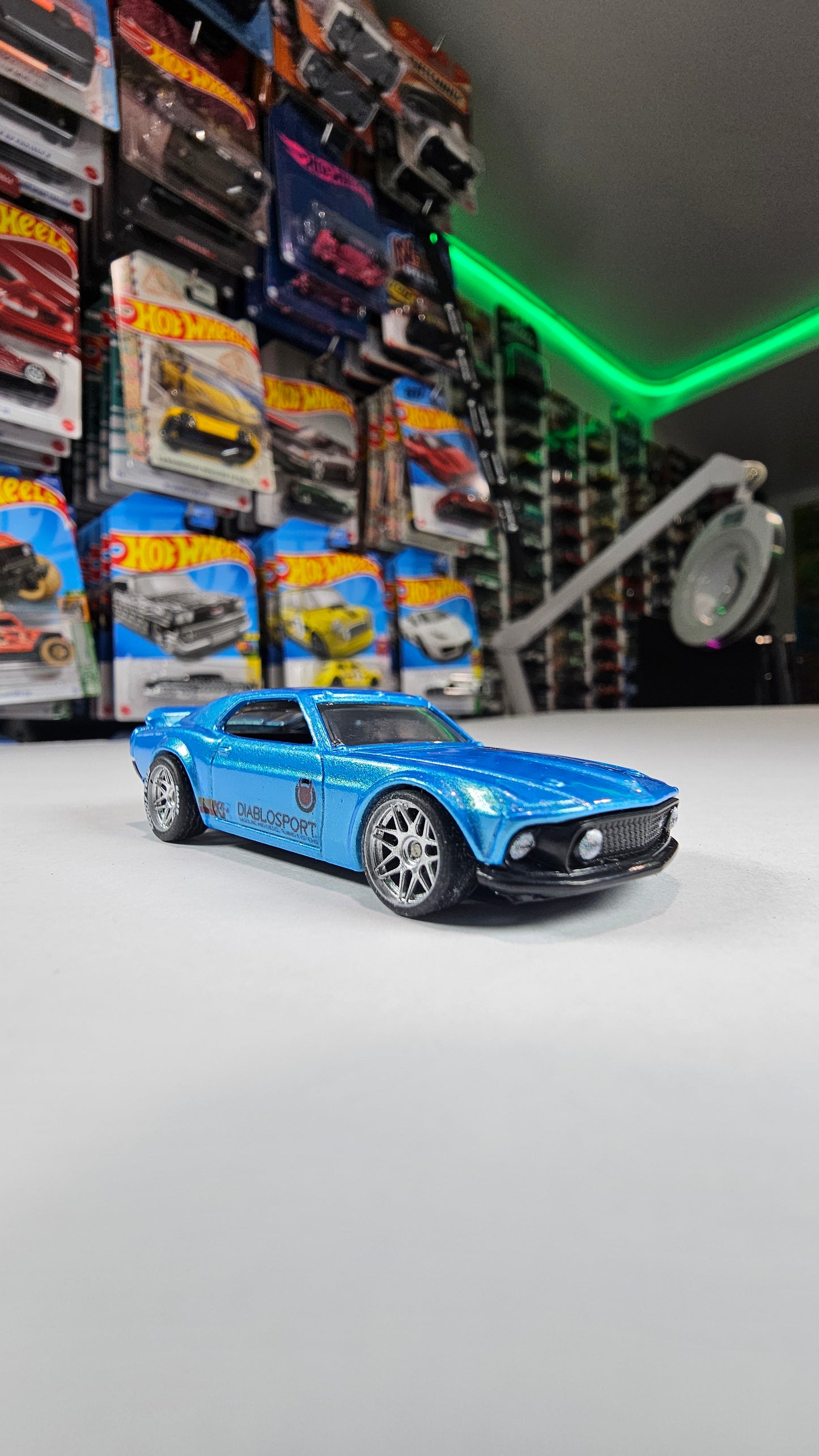 Custom Hotwheels Ford 69 Mustang Boss 302