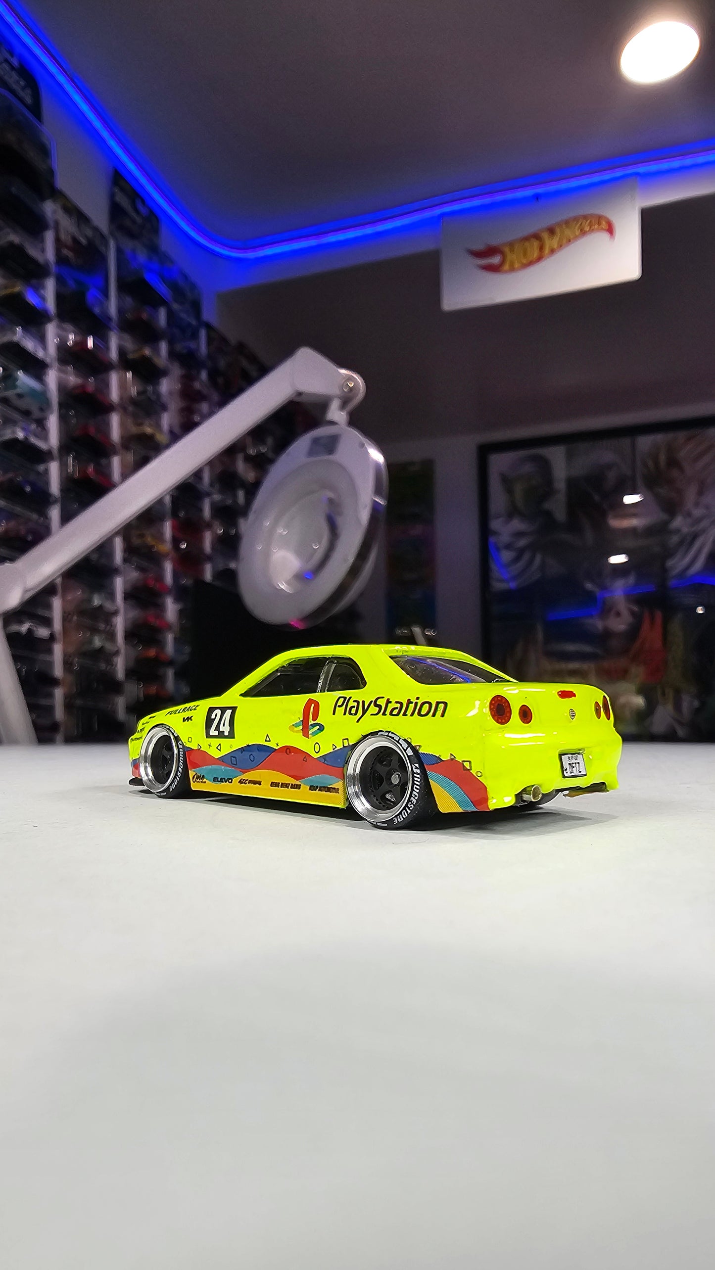 Custom Hotwheels Nissan Skyline R34