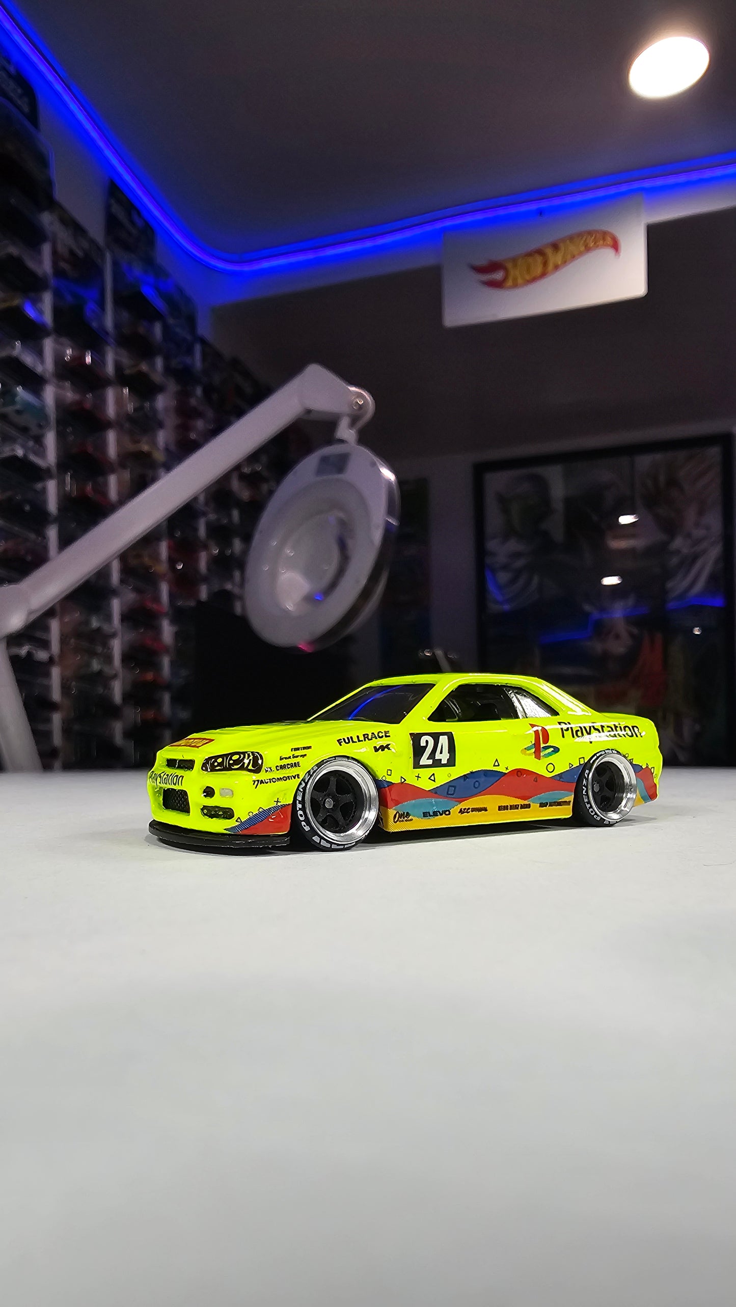 Custom Hotwheels Nissan Skyline R34