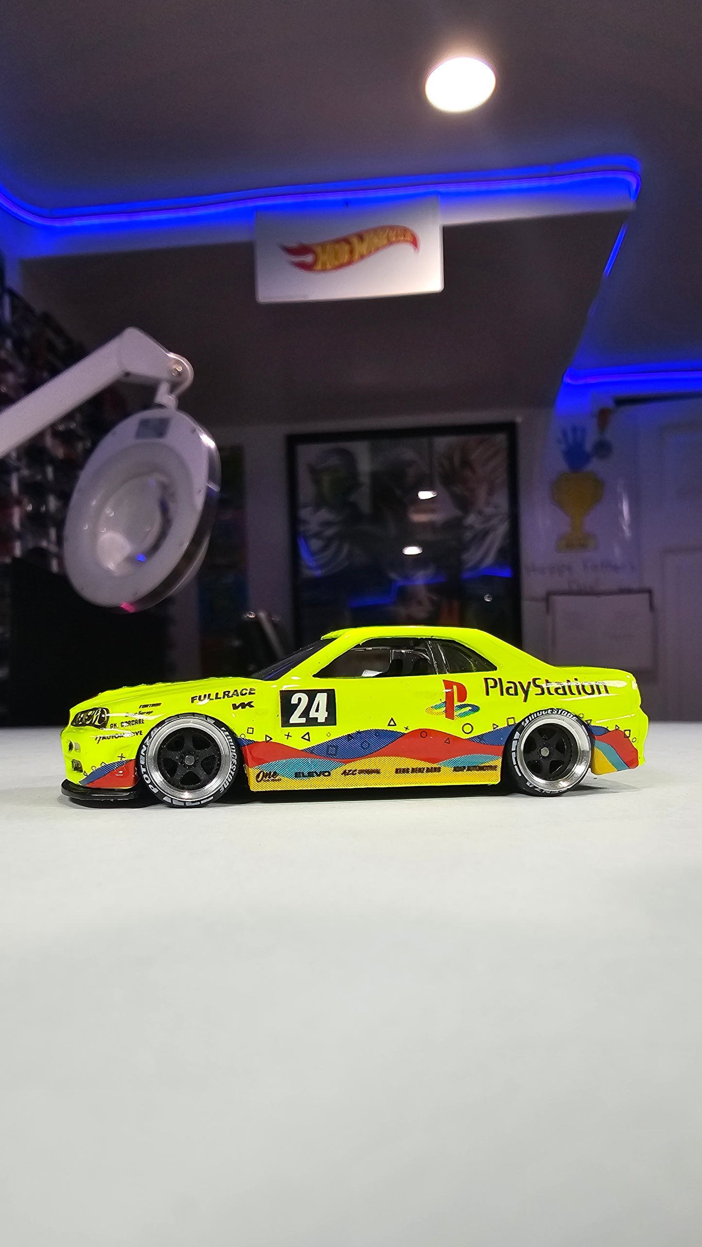 Custom Hotwheels Nissan Skyline R34