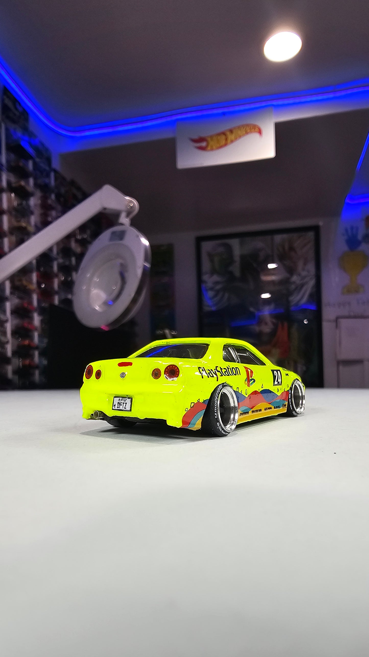 Custom Hotwheels Nissan Skyline R34