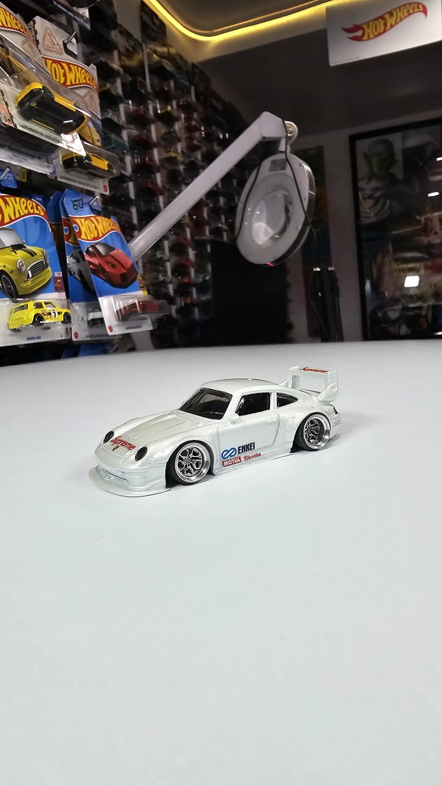 Custom Hotwheels Porsche 993 GT2