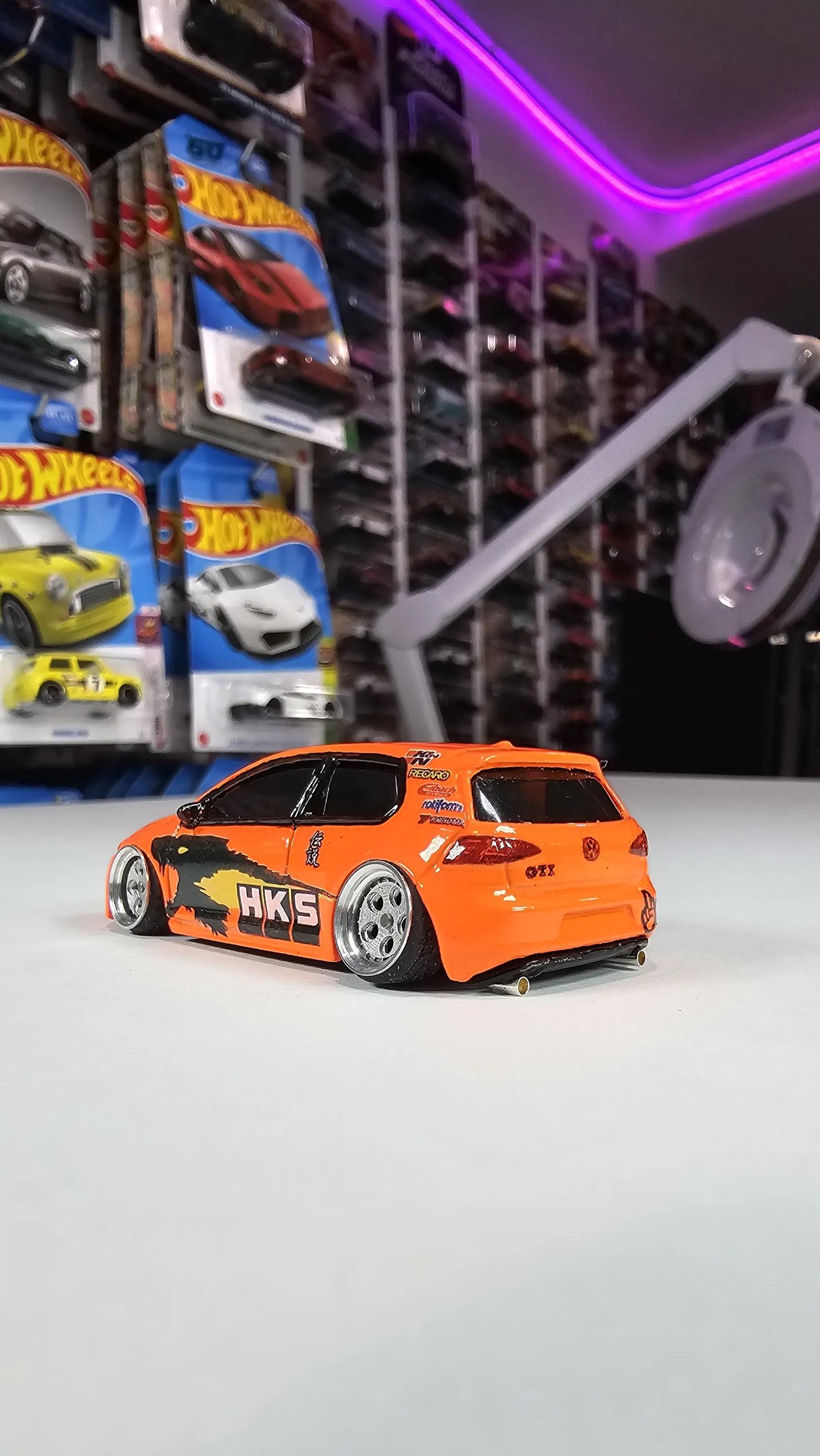 Custom Hotwheels Volkswagen Golf MK7