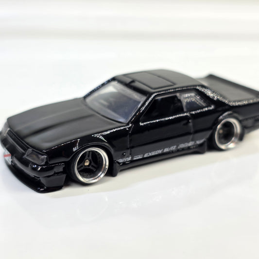 Custom Hotwheels Nissan Skyline Rs