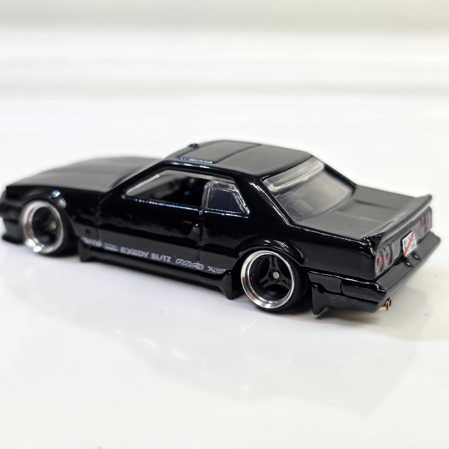 Custom Hotwheels Nissan Skyline Rs
