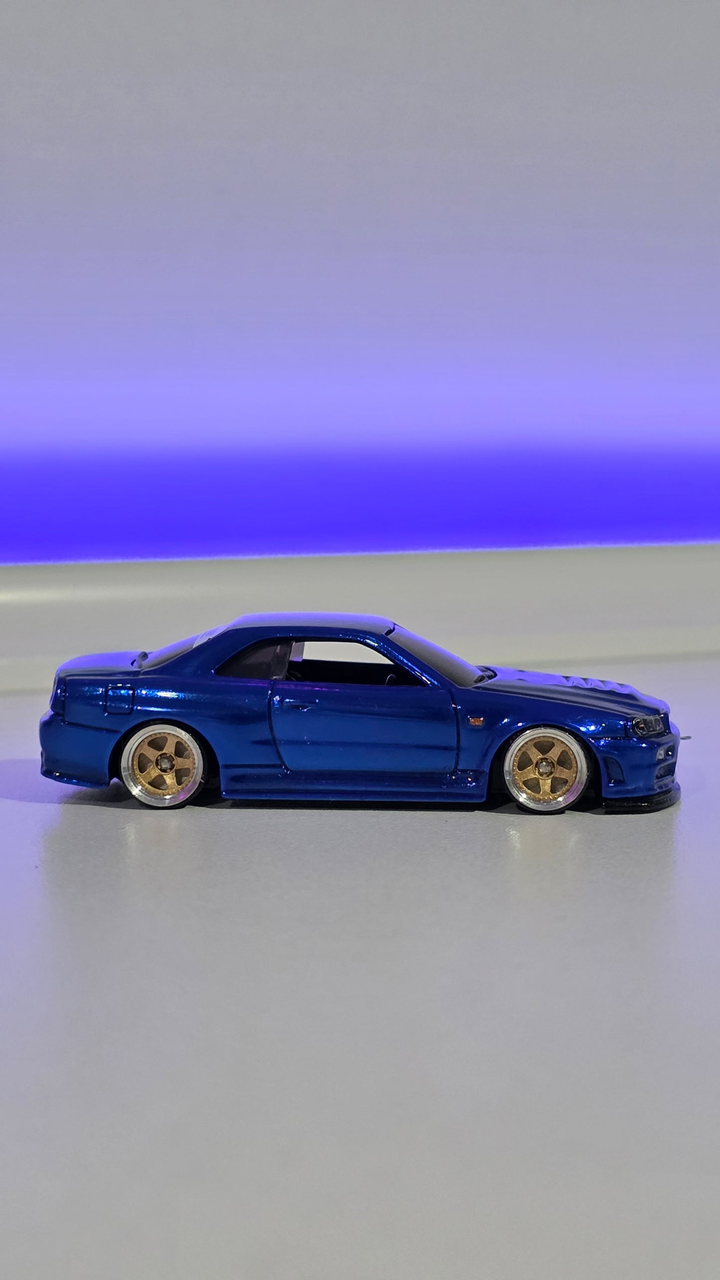 Custom Nissan Skyline GT-R34