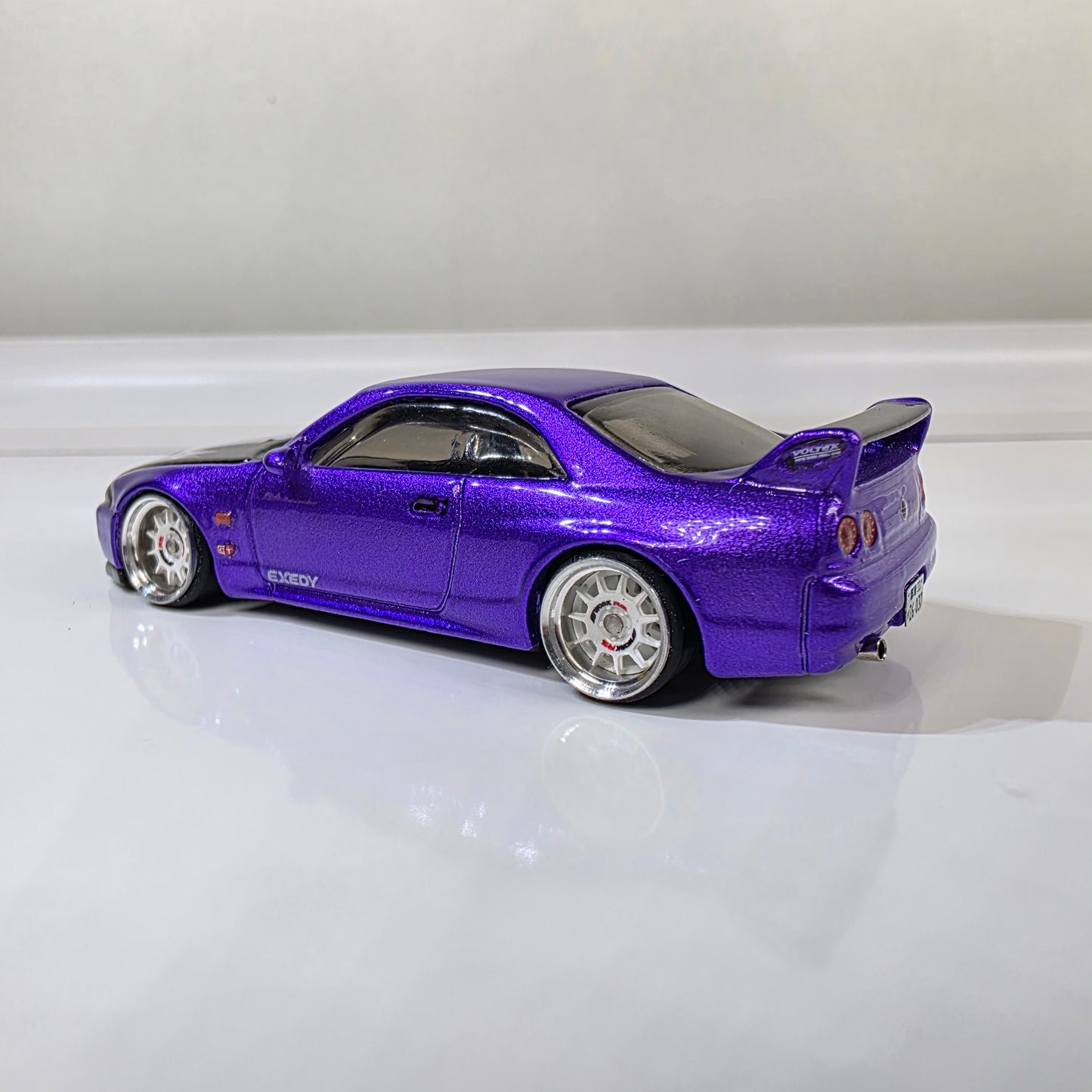 Custom Hotwheels Nissan Skyline GT-R33