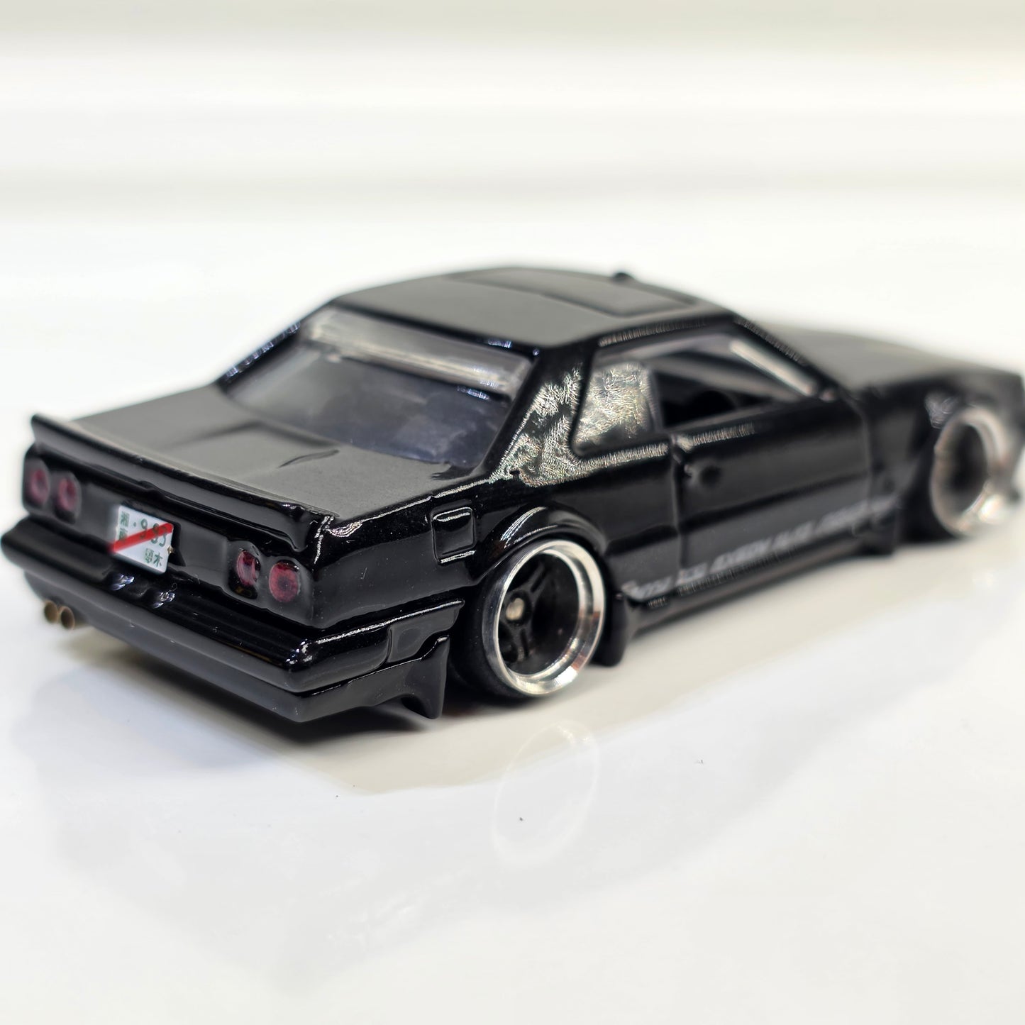 Custom Hotwheels Nissan Skyline Rs