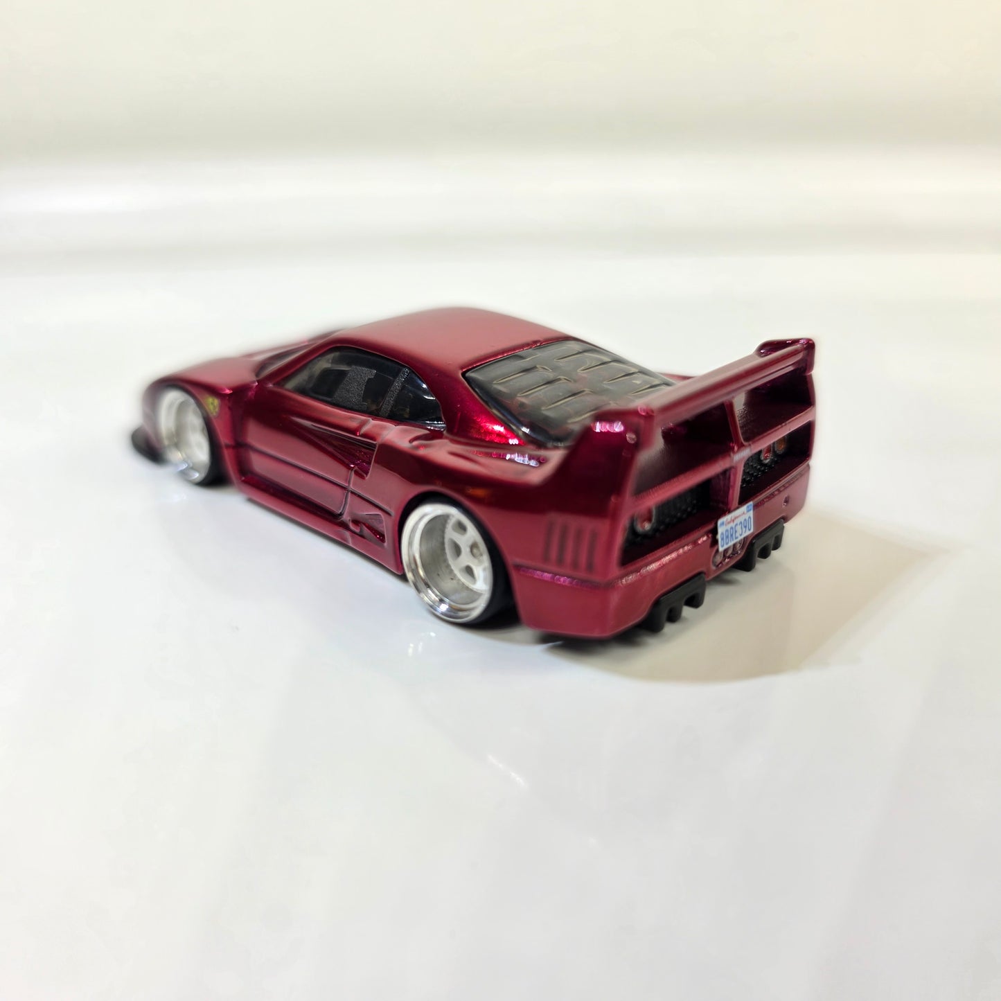 Custom Hotwheels Ferrari F40 Spectraflame