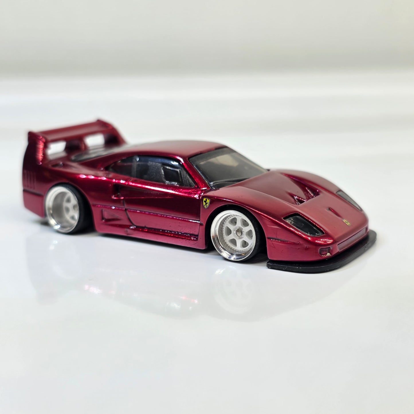 Custom Hotwheels Ferrari F40 Spectraflame